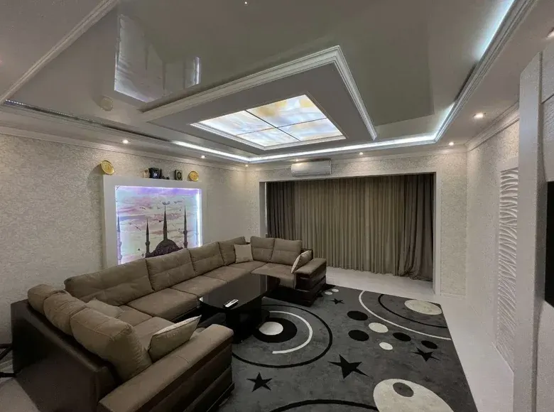 Сдаётся 2-комнатная квартира, 70 м², 6/9 этаж — Шайхантахурский район