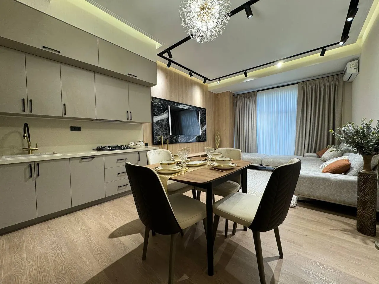 Ижарага берилади 3 хонали квартира, 115 м², 6/12 қават — Миробод тумани