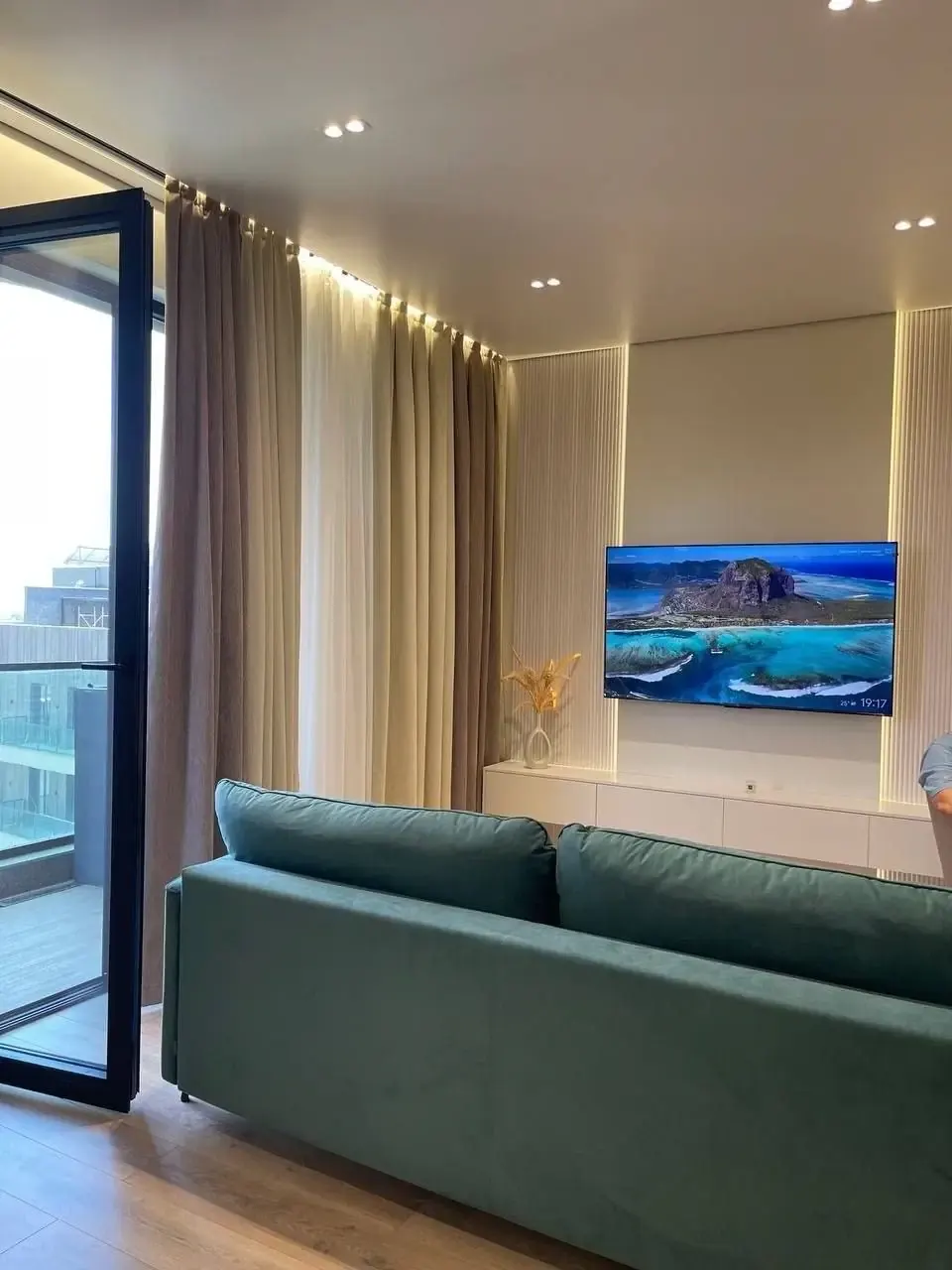 Сдаётся 3-комнатная квартира, 85 м², 8/11 этаж — Мирабадский район