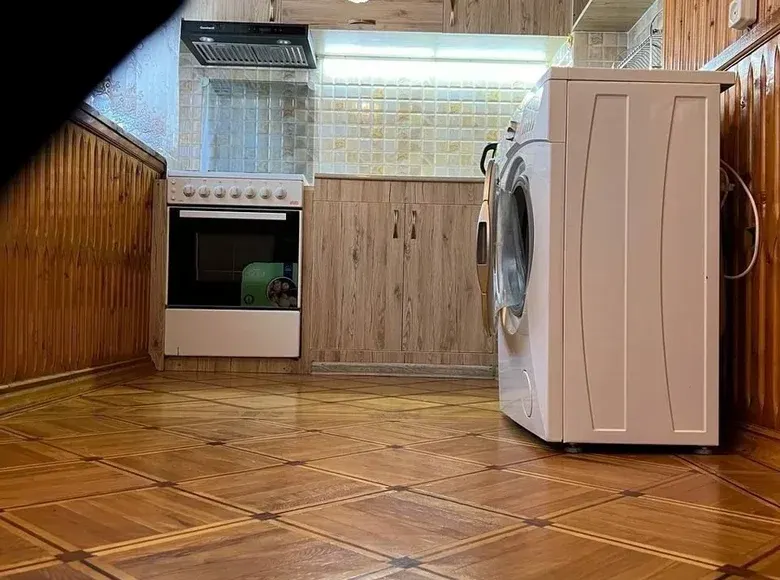 Сотилади 2 хонали квартира, 70 м², 2/4 қават — Чилонзор тумани