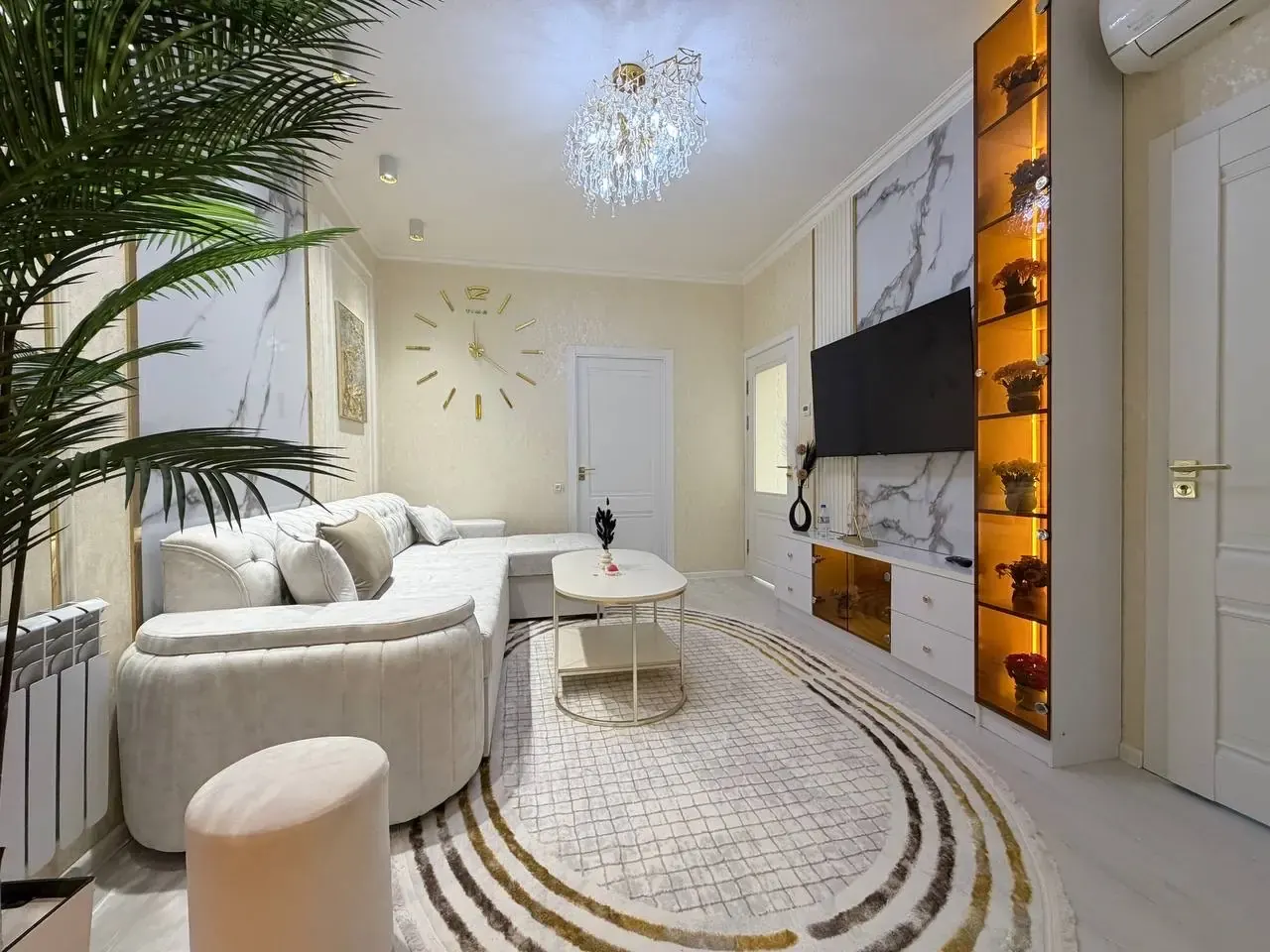 Продаётся 3-комнатная квартира, 48 м², 1/4 этаж — Чиланзарский район