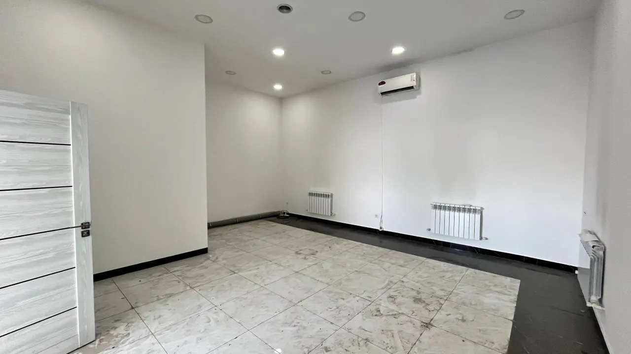 Сдаётся коммерческое помещение, 75 м², 1/1 этаж — Юнусабадский район