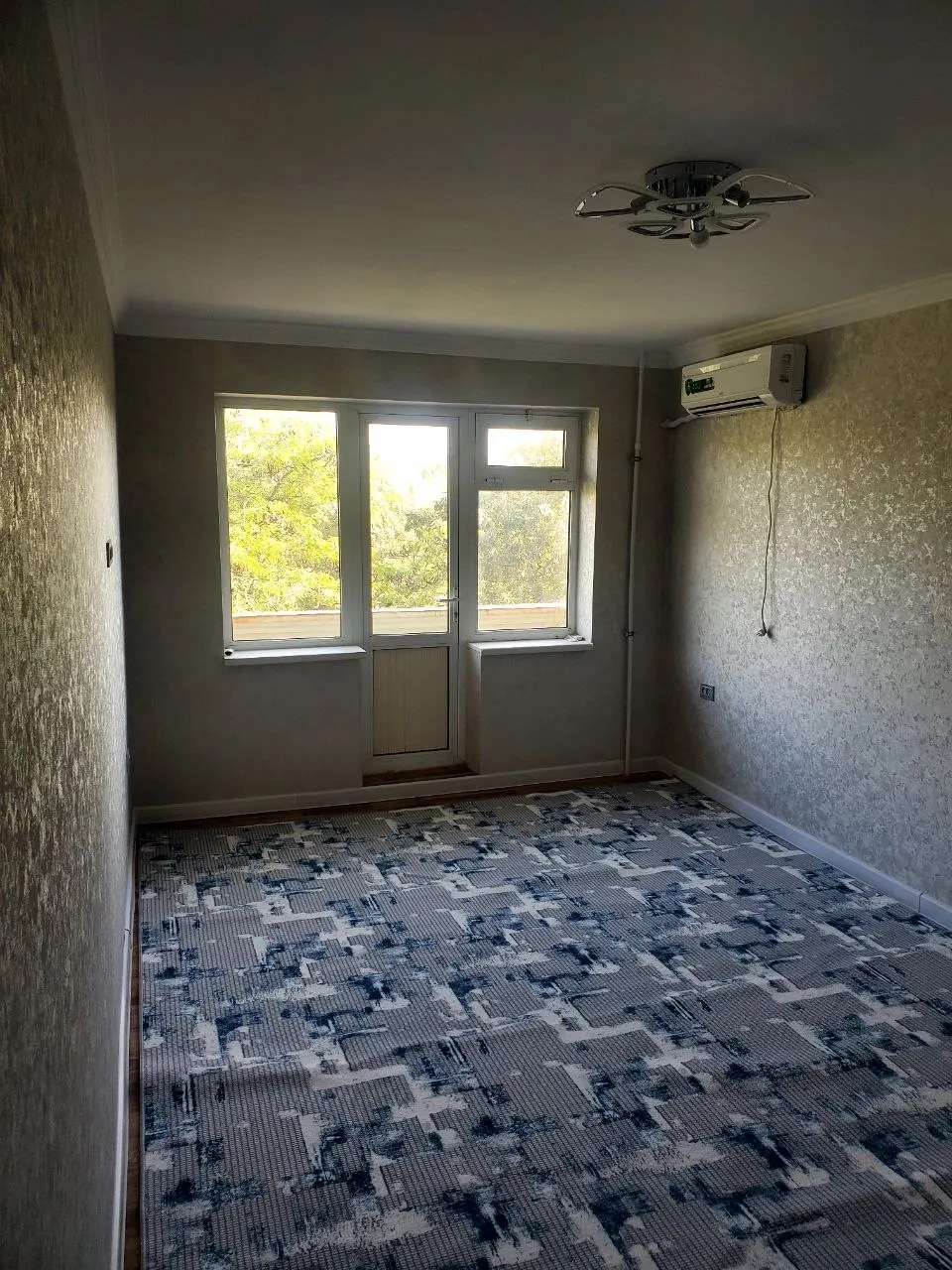 Sotiladi 1 xonali kvartira, 30 m², 4/5 qavat — Samarqand shahri