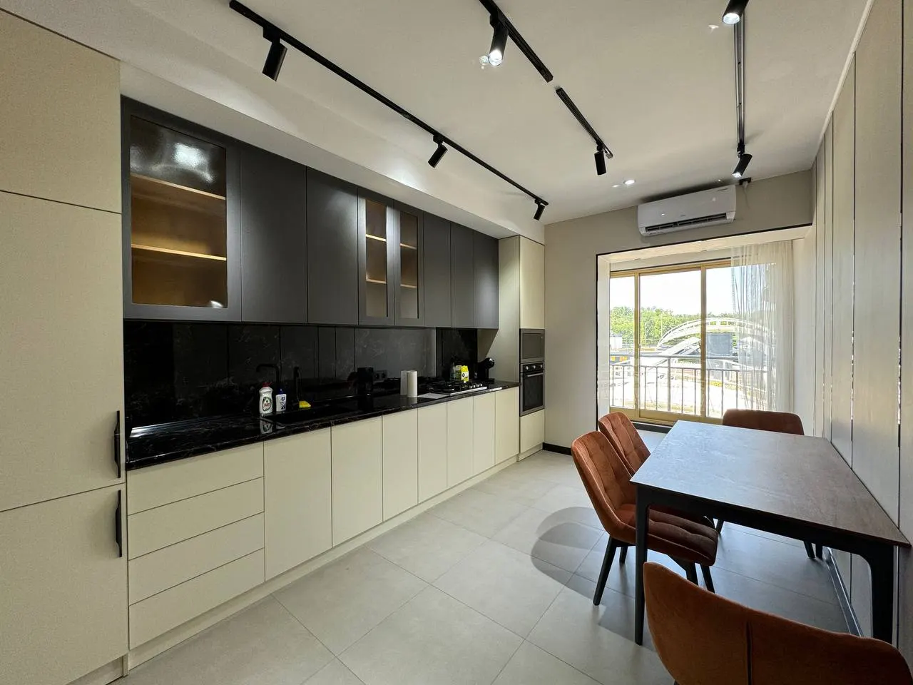 Ижарага берилади 3 хонали квартира, 140 м², 6/7 қават — Яккасарой тумани