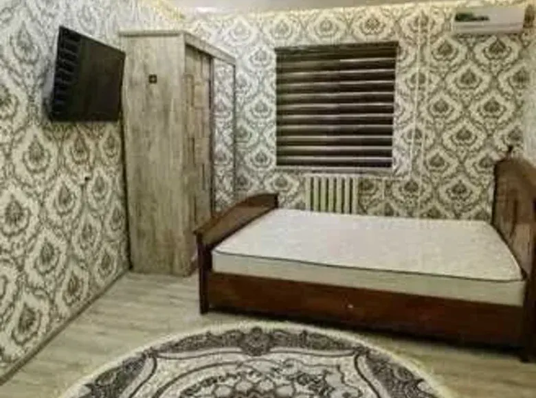 Сдаётся 4-комнатная квартира, 96 м², 4/5 этаж — Мирабадский район