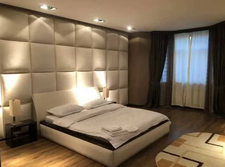 Сотилади 3 хонали квартира, 75 м², 1/5 қават — Миробод тумани