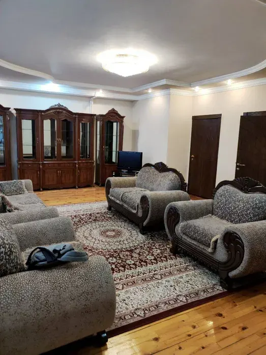 Сдаётся 3-комнатная квартира, 125 м², 3/8 этаж — Чиланзарский район