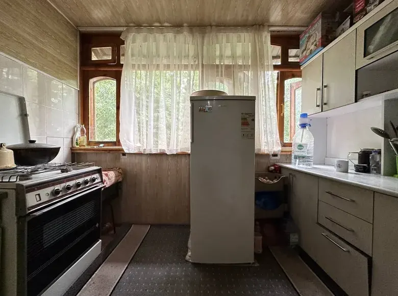 Продаётся 3-комнатная квартира, 78 м², 3/4 этаж — Фергана