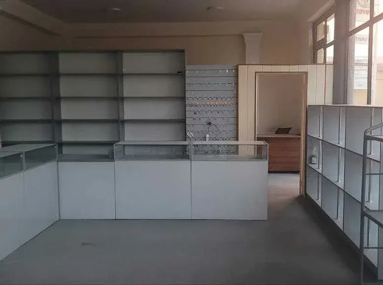 Сотилади тижорат биноси, 82 м², 1/5 қават — Чилонзор тумани
