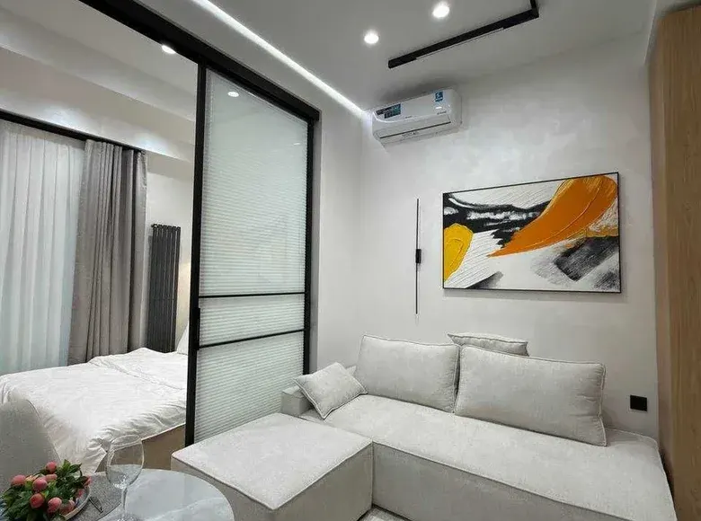 Сотилади 1 хонали квартира, 33 м², 2/14 қават — Юнусобод тумани