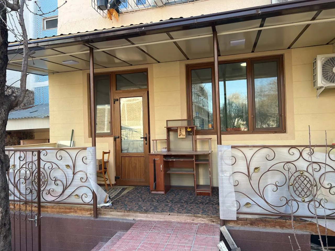 Sotiladi 4 xonali kvartira, 83,5 m², 1/5 qavat — Yunusobod tumani