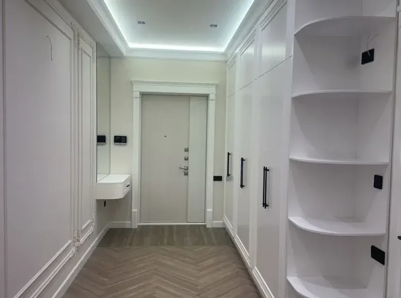 Продаётся 7-комнатная квартира, 210 м², 6/14 этаж — Яшнабадский район