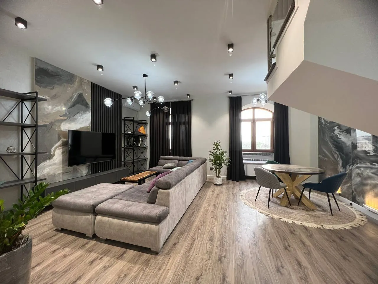 Сотилади 4 хонали квартира, 150 м², 7/8 қават — Яккасарой тумани