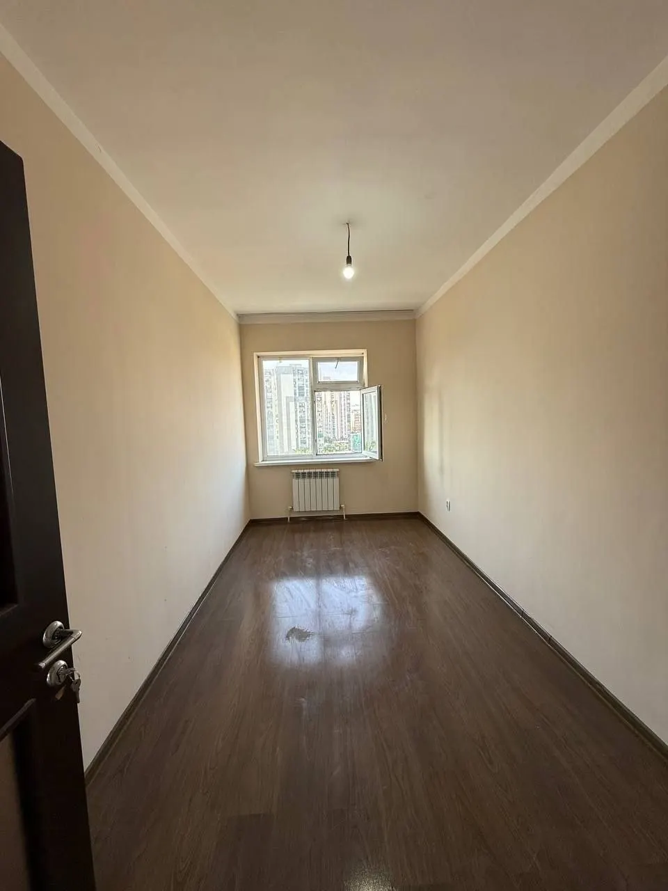 Сотилади 3 хонали квартира, 75 м², 8/9 қават — Янгиҳаёт тумани