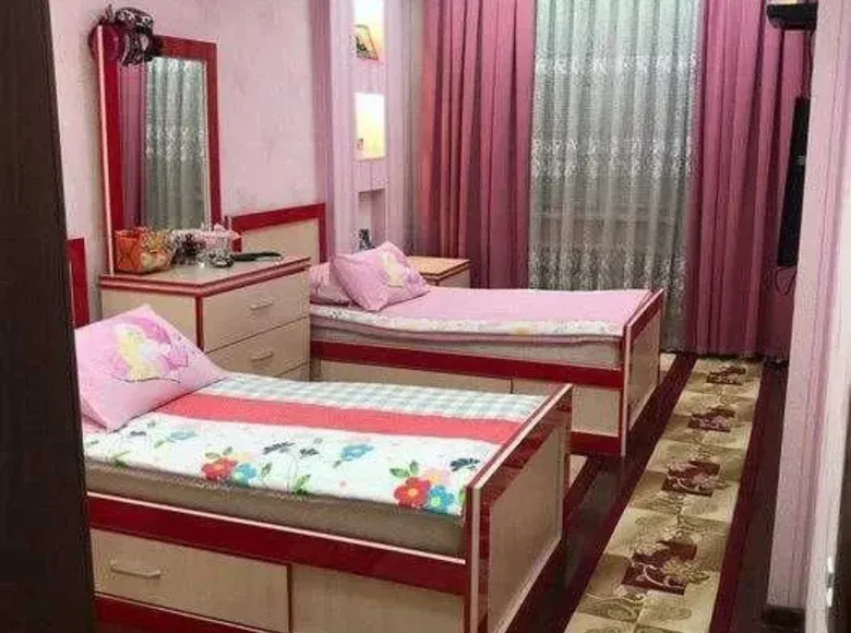 Сотилади 4 хонали квартира, 204 м², 2/9 қават — Олмазор тумани