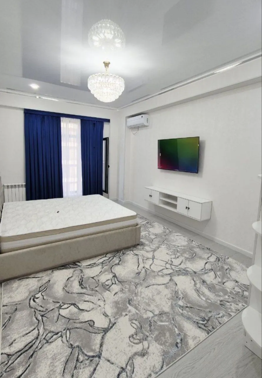 Продаётся 1-комнатная квартира, 43 м², 7/9 этаж — Чиланзарский район