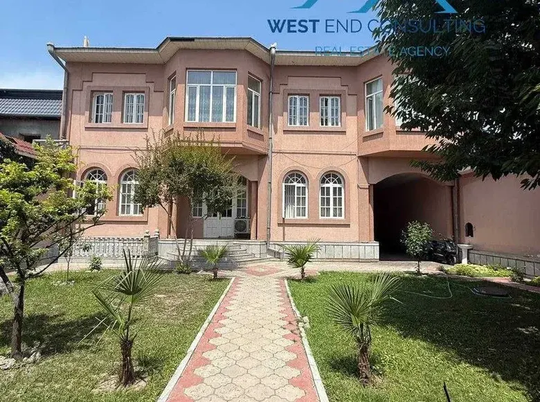 Ijaraga beriladi 10 xonali hovli uy, 7 sotix, 1000 m² — Mirobod tumani