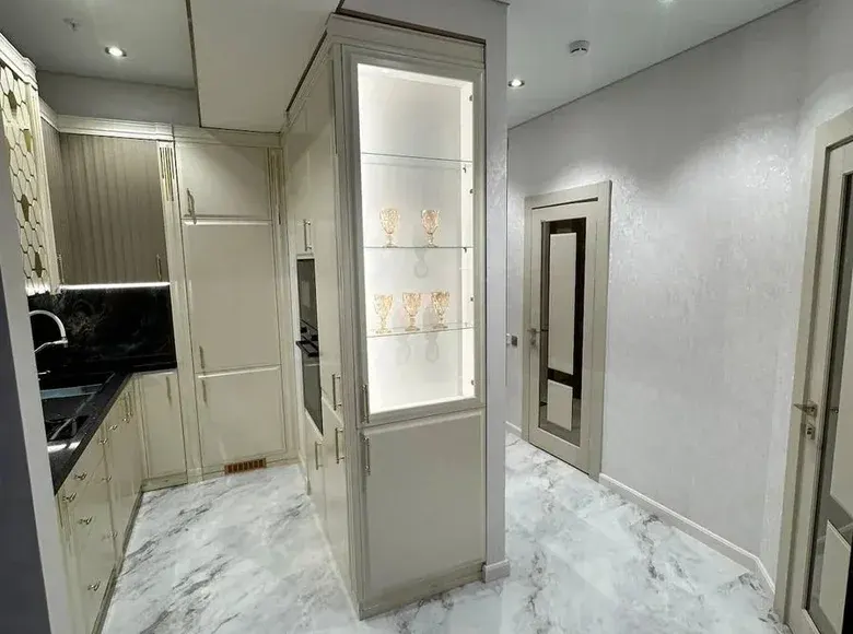 Сотилади 2 хонали квартира, 72 м², 19/27 қават — Миробод тумани
