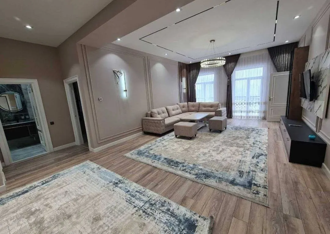 Ijaraga beriladi 2 xonali kvartira, 100 m², 7/12 qavat — Yakkasaroy tumani
