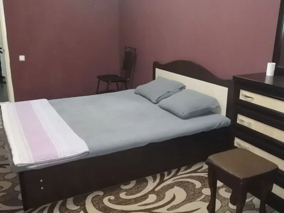 Сдаётся 4-комнатная квартира, 100 м², 1/9 этаж — Яккасарайский район