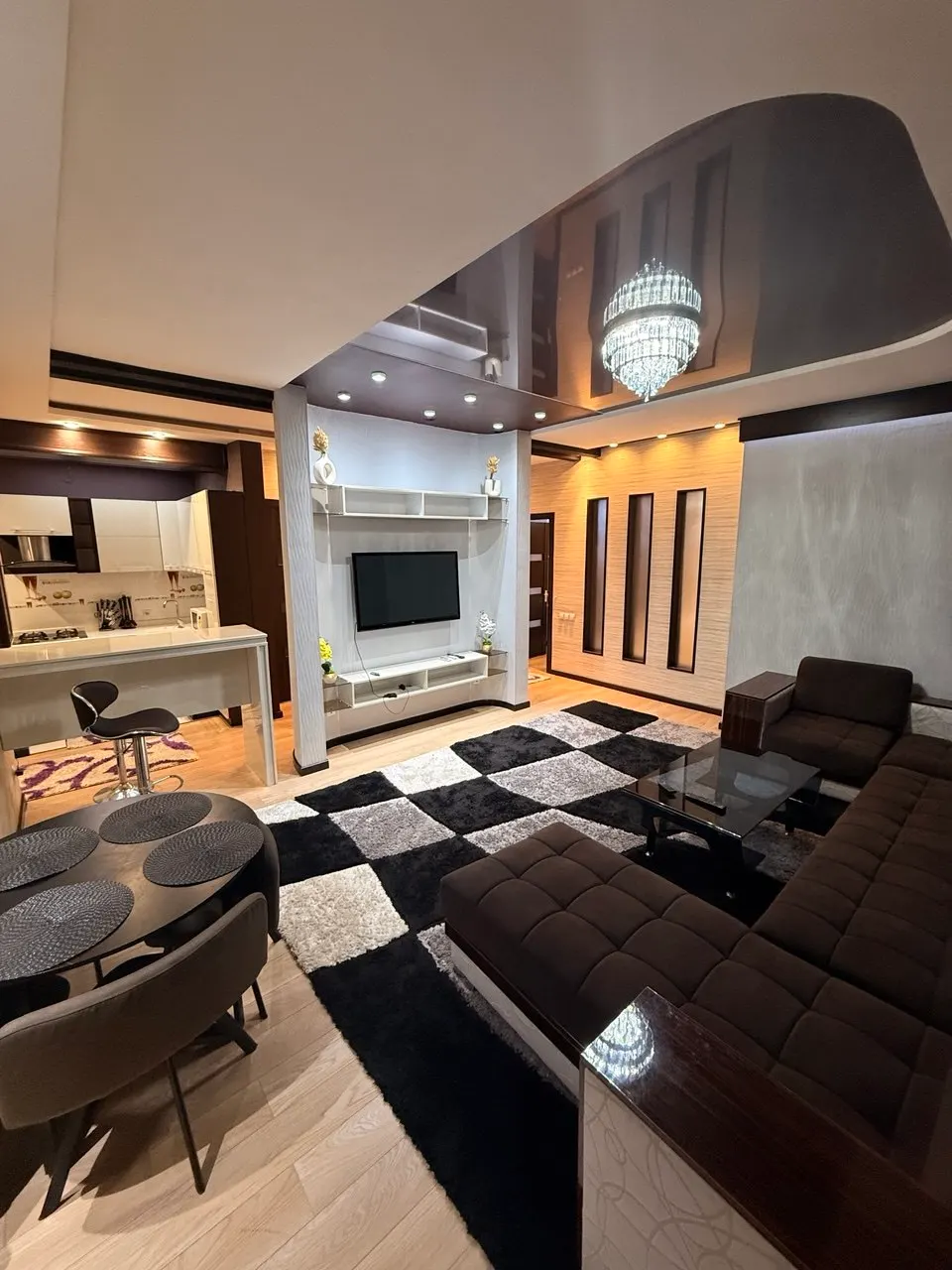 Сдаётся 3-комнатная квартира, 74 м², 4/8 этаж — Яккасарайский район