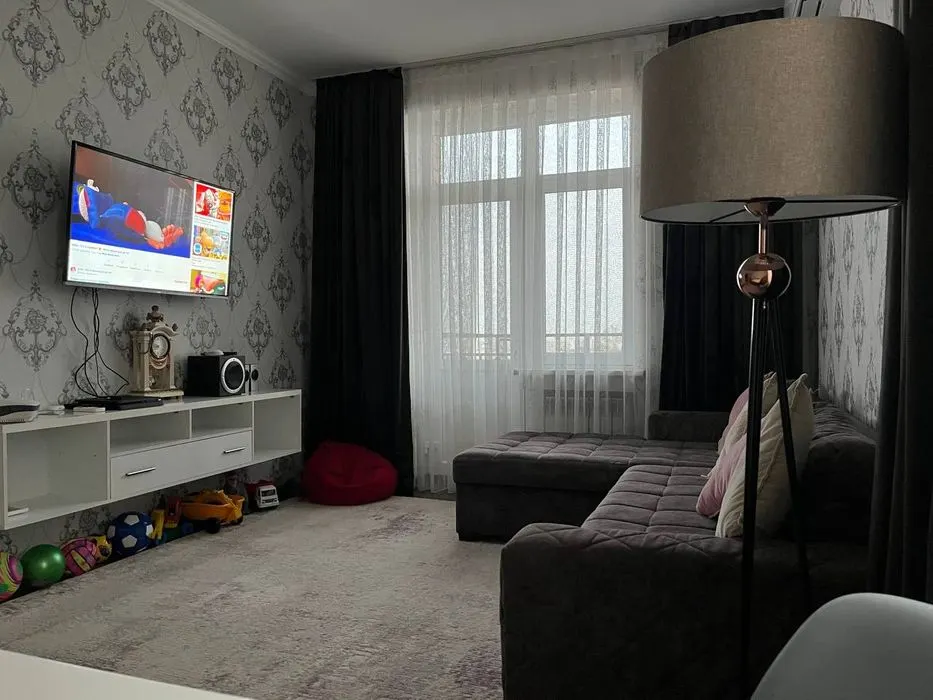 Сдаётся 2-комнатная квартира, 55 м², 8/9 этаж — Яккасарайский район