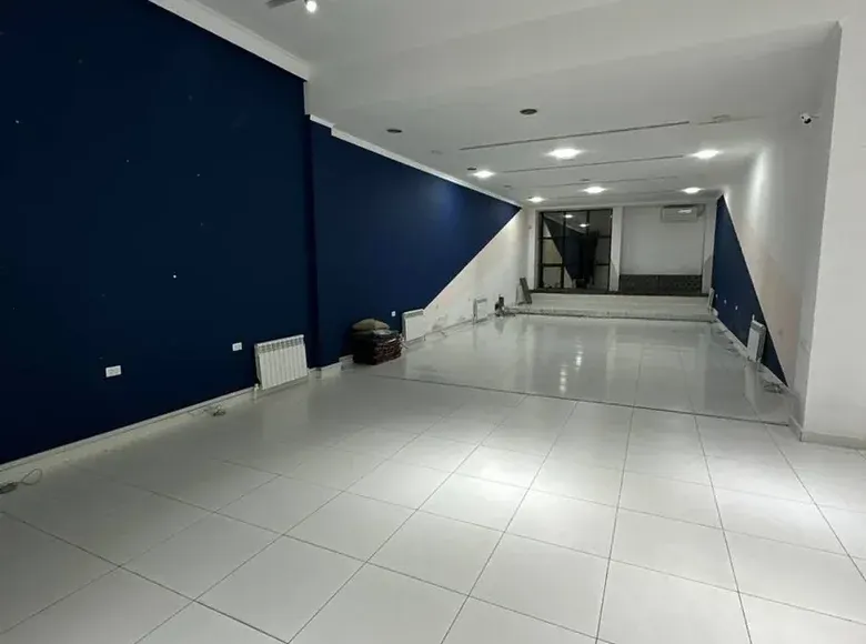 Ижарага берилади тижорат биноси, 320 м², 2/2 қават — Шайхонтоҳур тумани