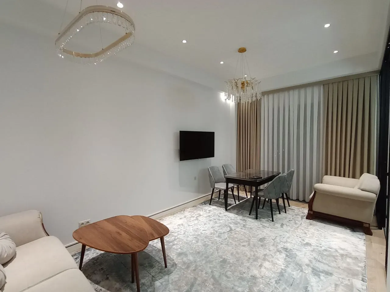 Ижарага берилади 3 хонали квартира, 90 м², 2/10 қават — Миробод тумани