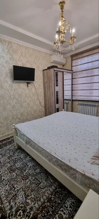 Ижарага берилади 3 хонали квартира, 80 м², 1/4 қават — Яккасарой тумани