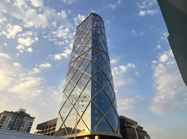 Sotiladi 2 xonali kvartira, 63 m², 42/47 qavat — Yakkasaroy tumani
