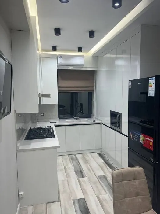 Ижарага берилади 3 хонали квартира, 90 м², 4/7 қават — Мирзо Улуғбек тумани