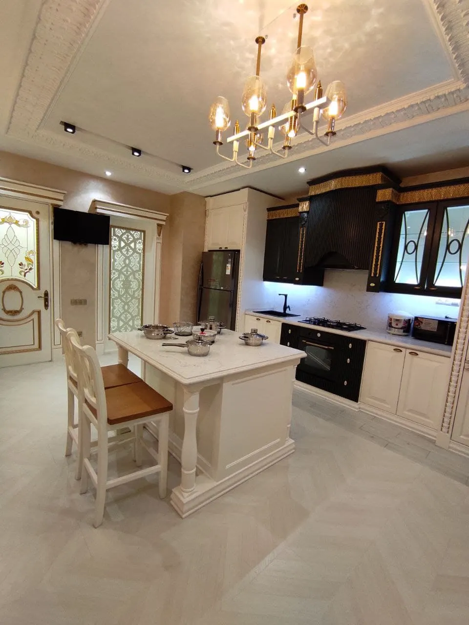 Ijaraga beriladi 4 xonali kvartira, 185 m², 2/9 qavat — Shayxontohur tumani