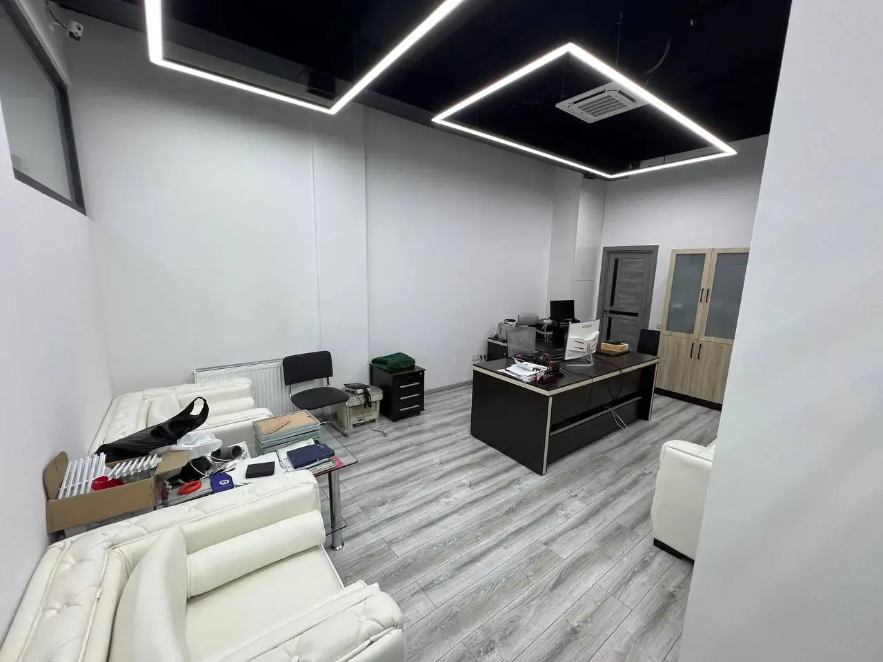 Ижарага берилади тижорат биноси, 297 м², 1/8 қават — Мирзо Улуғбек тумани
