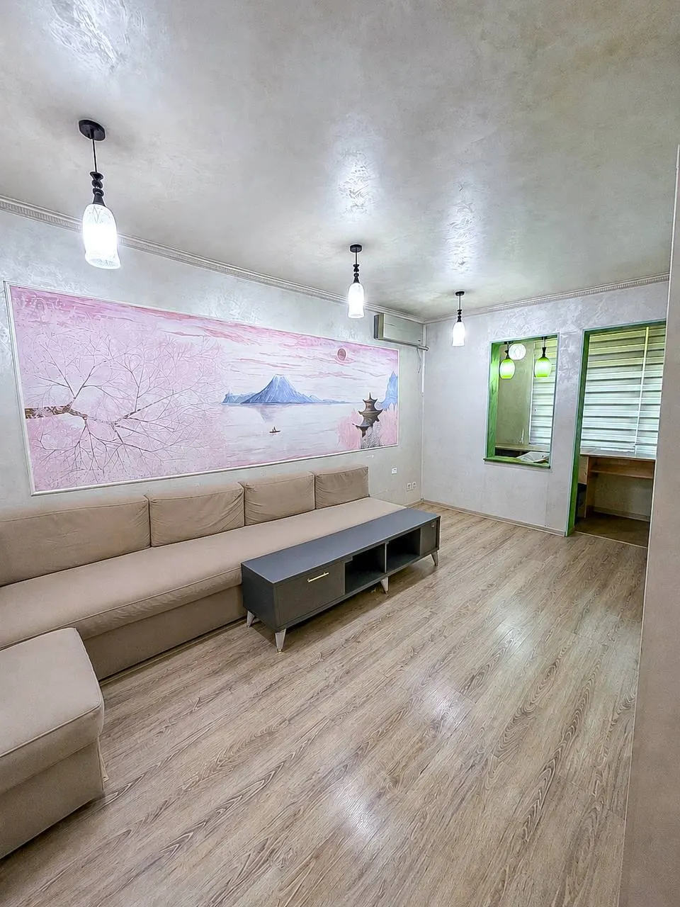 Сотилади 2 хонали квартира, 50 м², 4/4 қават — Мирзо Улуғбек тумани