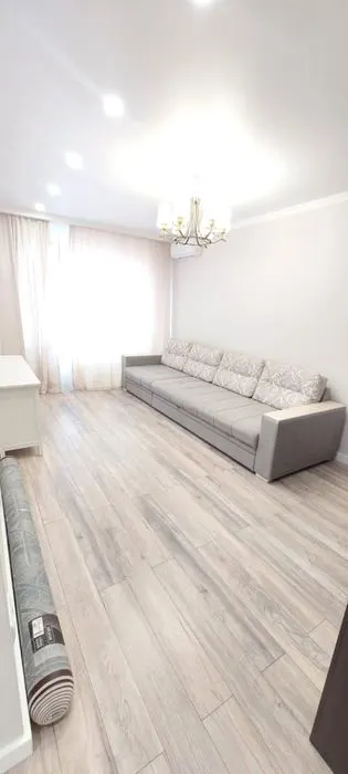 Сдаётся 2-комнатная квартира, 70 м², 2/4 этаж — Яккасарайский район