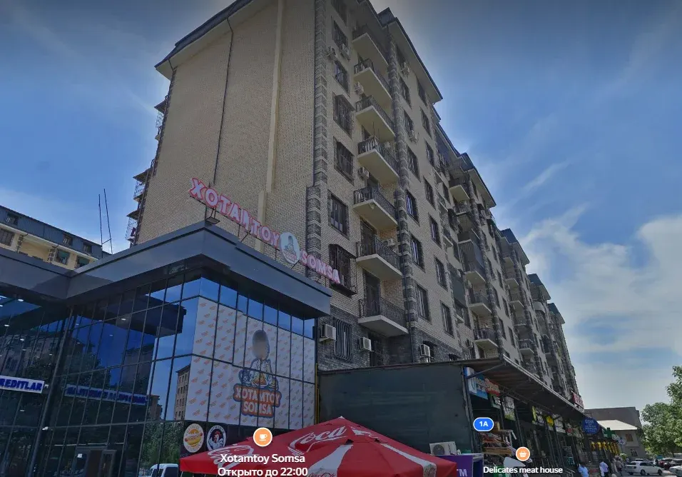 Sotiladi 3 xonali kvartira, 104 m², 8/10 qavat — Yangihayot tumani