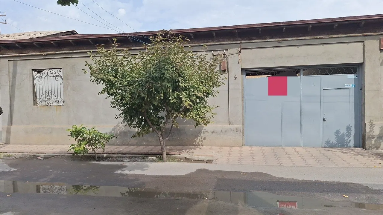 Sotiladi 3 xonali hovli uy, 4 sotix, 1 qavatli — Sergeli tumani