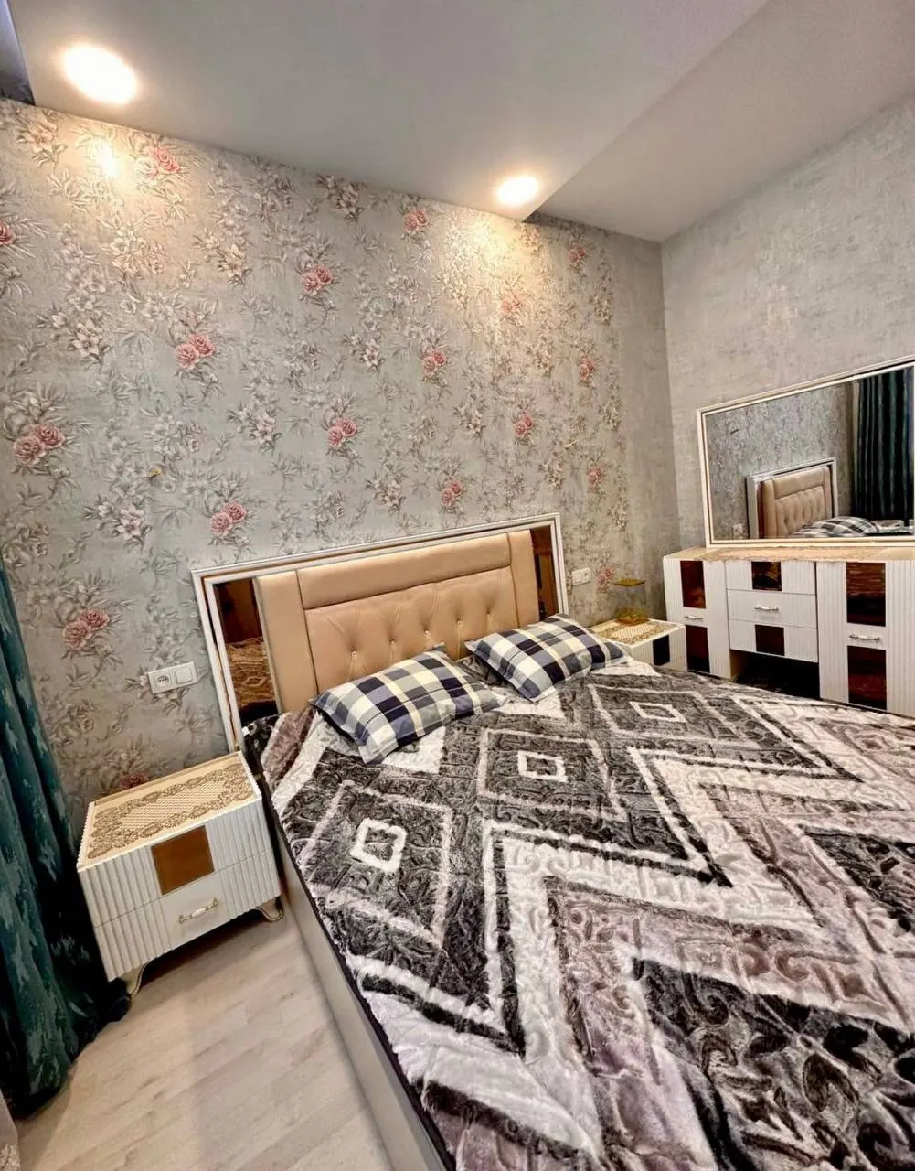 Сдаётся 2-комнатная квартира, 64 м², 7/7 этаж — Чиланзарский район