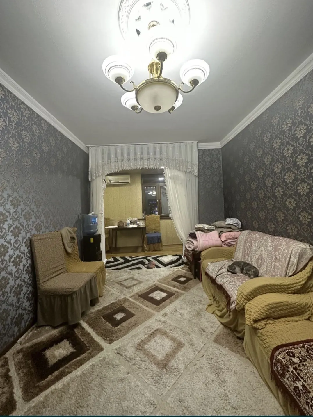 Sotiladi 4 xonali kvartira, 80 m², 2/4 qavat — Chilonzor tumani