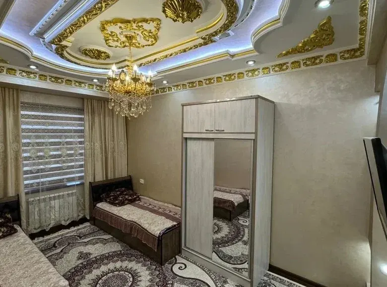 Сдаётся 4-комнатная квартира, 126 м², 1/5 этаж — Сергелийский район