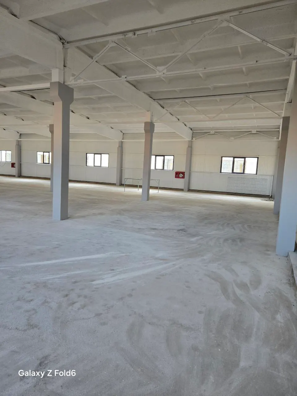 Сдаётся коммерческое помещение, 880 м² — Кибрайский район