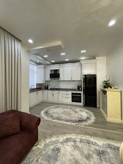 Ижарага берилади 4 хонали квартира, 160 м², 2/8 қават — Яккасарой тумани