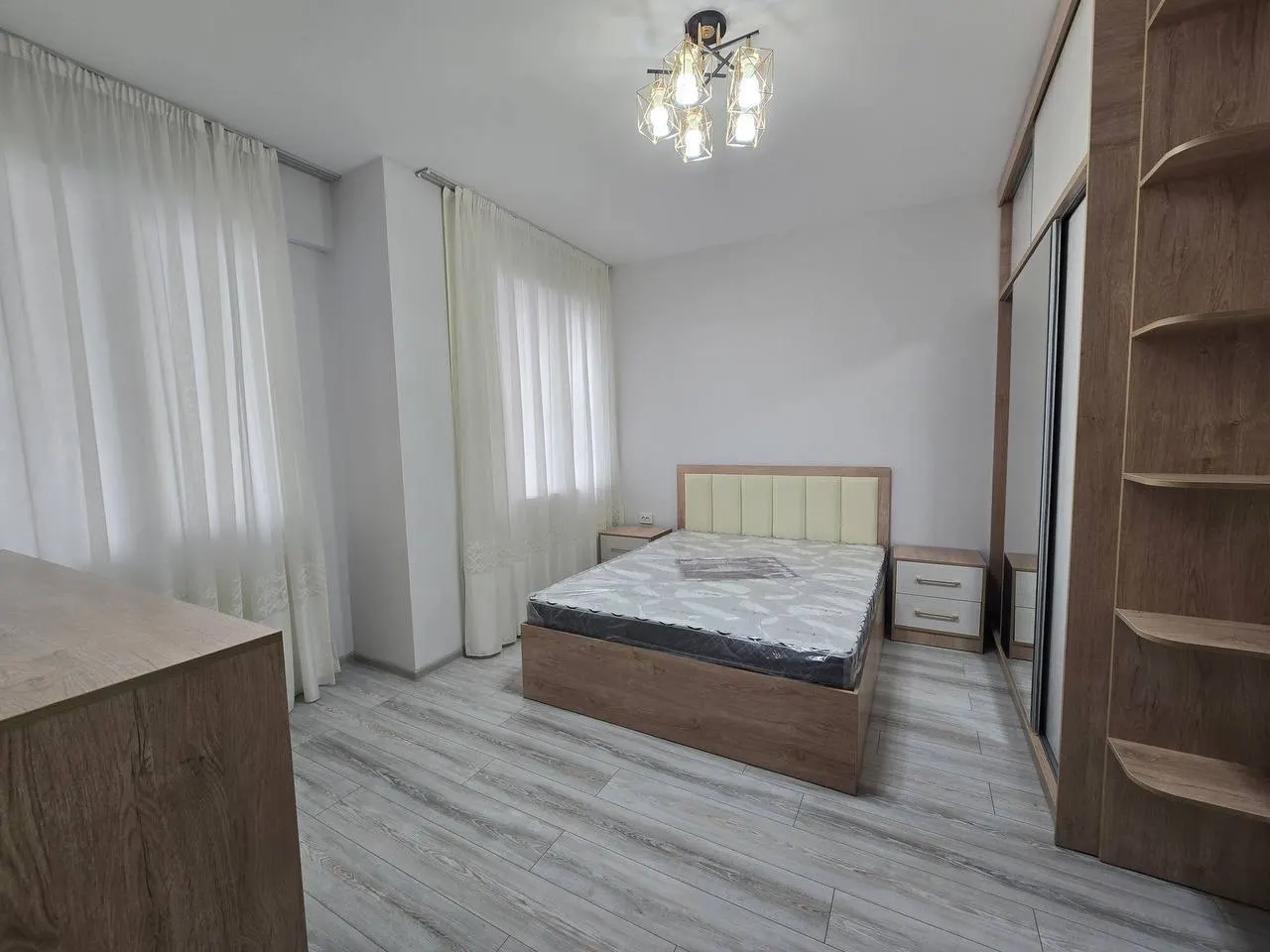 Сдаётся 2-комнатная квартира, 60 м², 7/13 этаж — Яккасарайский район