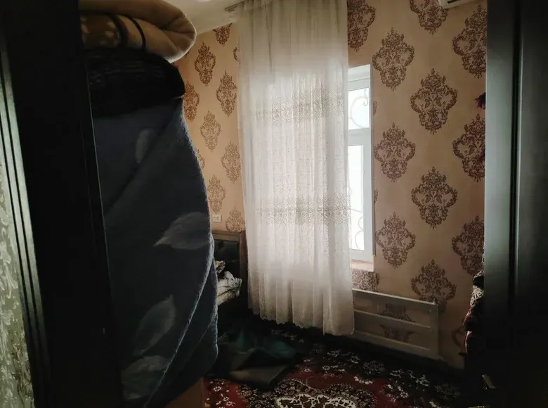 Sotiladi 4 xonali hovli uy, 4 sotix — Qibray tumani