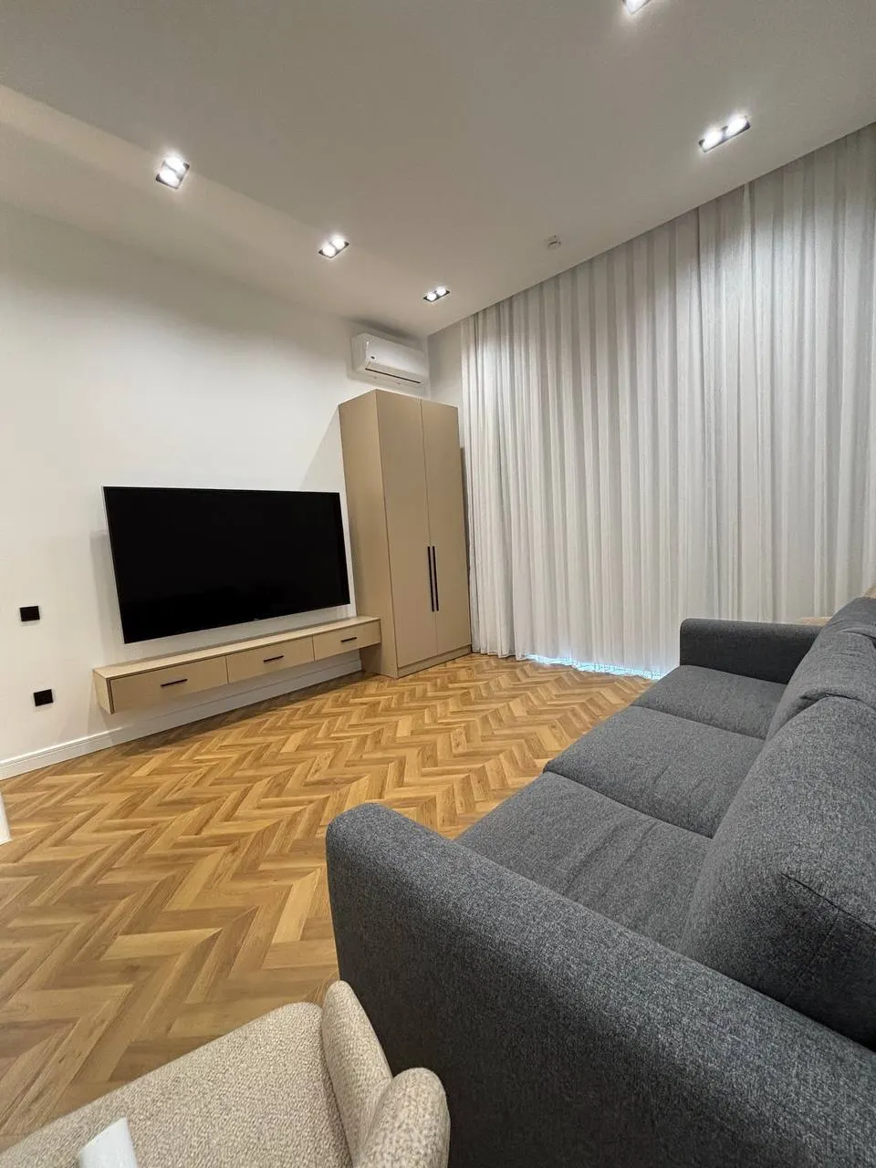 Продаётся 1-комнатная квартира, 43 м², 8/14 этаж — Яшнабадский район