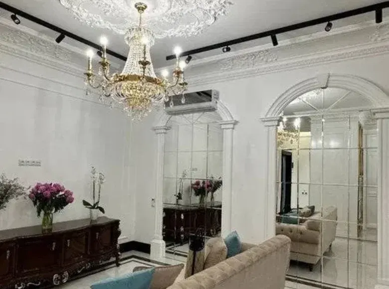 Сотилади 2 хонали квартира, 70 м², 6/6 қават — Яккасарой тумани