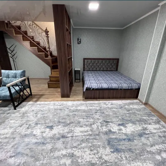 Ijaraga beriladi 3 xonali kvartira, 100 m², 7/7 qavat — Yakkasaroy tumani