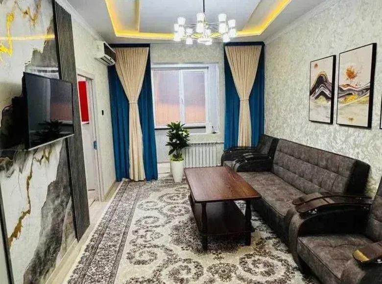 Sotiladi 2 xonali kvartira, 50 m², 1/4 qavat — Chilonzor tumani