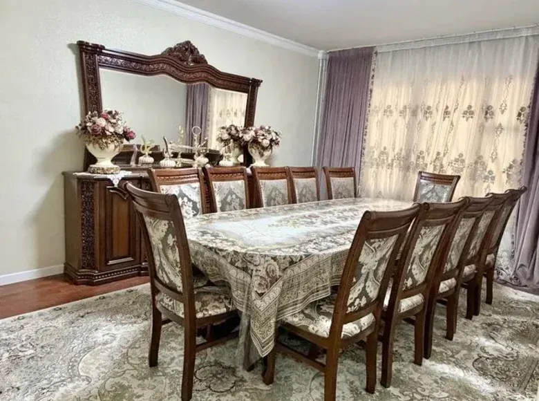 Sotiladi 4 xonali kvartira, 97 m² — Yunusobod tumani
