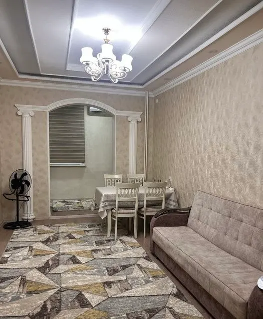 Сдаётся 2-комнатная квартира, 56 м², 1/4 этаж — Юнусабадский район